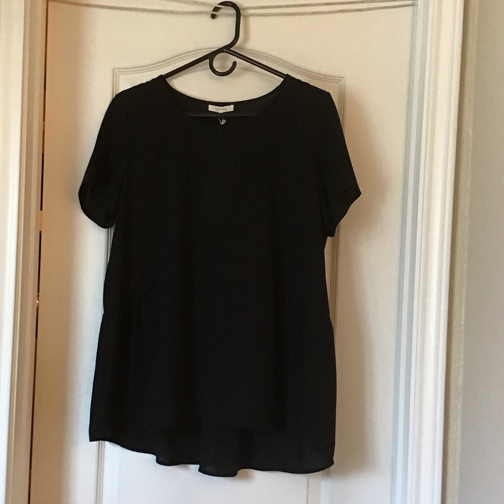 Pleione Classic Black Short Sleeve Top
